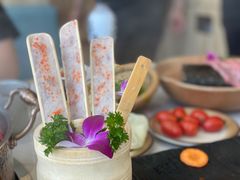 鱼籽虾滑-菌子鲜汤野生菌锅