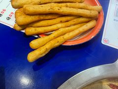 茴香小油条-马路边边串串香(苗栗路店)