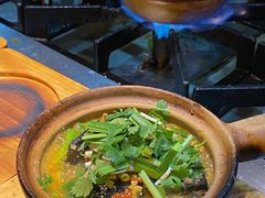 -有红鸡毛店·砂锅菜(抚琴夜市店)