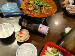 -富正毅三下锅·湘西韵味(天门山索道店)