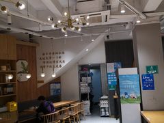 大堂-小桃园·豆浆油条(复兴中路店)