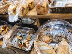 -沁屋面包店(人民东路店)