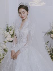 -伯瓷皇后婚纱艺术空间