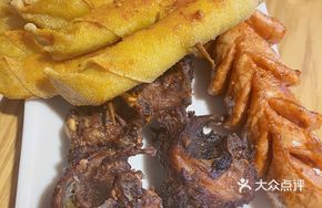 Fried Golden Needle Mushroom Rolls