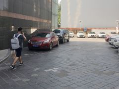 -北京科技会展中心-收费停车场