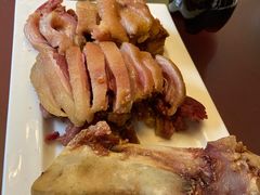 咸香猪蹄-阿莉餐厅(枣阳路店)