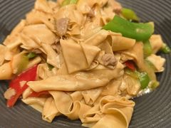 -红东阁东北菜烤肉酒馆(CROSS万象汇店)