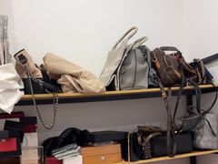 -聚云奢二手奢侈品黄金手表包包回收·中古店(三里屯总店)