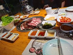 -唯成•韩国炭火烤肉 유성고기