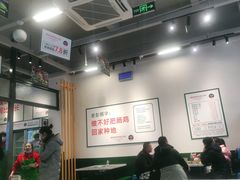 -晓彭肥肠鸡·泡椒鸡火锅(水木天地店)
