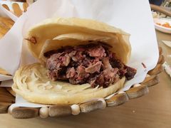-闫家驴肉老店(华电一校店)
