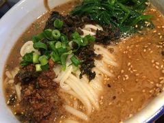 -川人百味(金安中央大街店)