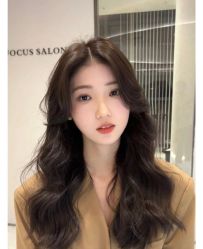 -丝语萱形象