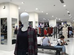 -优衣库(南京建邺万达广场店)