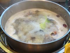 -一席地·本地鸡窝·杭帮鸡火锅(萧山银隆百货店)