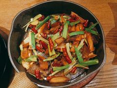 -云海肴·汽锅鸡·云南菜(天山百盛优客店)