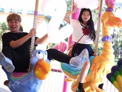 -七彩云南欢乐世界