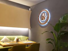 卡座-半悦牛排(龙湖西宸天街店)