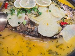 -探鱼·鲜青椒爽麻烤鱼(苏宁广场店)