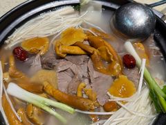 -九寨特色牦牛肉汤锅 羊肉汤锅