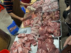 -标记美食新鲜猪杂(兴南大道店)