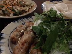 -Cuc Gach Quan Restaurant