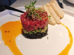 牛肉塔塔配牛油果黑橄榄酱-Solo(衡山路店)