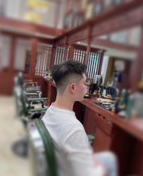 -尼特斯男士发型馆
