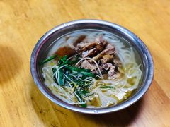 太师烧鸭粉-太师餐饮(人民店)