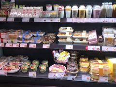 面包甜点陈列柜-巴黎贝甜(泗泾店)
