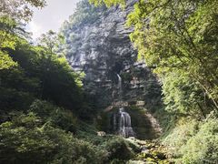 -鹿院坪生态旅游景区