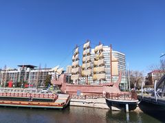 -滨河世纪广场公园