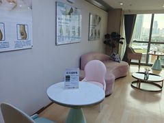 -雪梅月子中心(华侨城店)
