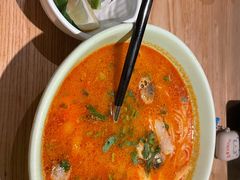越式酸辣海鲜汤河粉-米纸越南小馆(金鹰世界店)