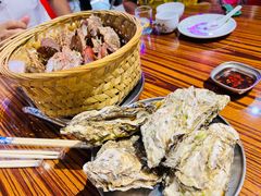 -蚝堡海鲜·威海菜·海肠捞饭·烧烤·亚洲吃蚝公司(幸福门店)