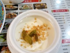 -汗腾格里·风味餐厅(新疆驻京办店)
