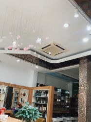 点击看大图 -环球蝶上美业连锁