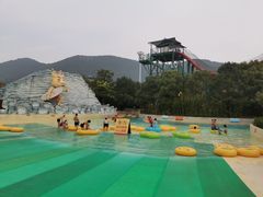 -汤山欢乐水世界