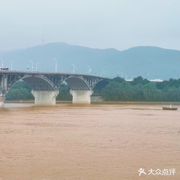 长沙24H~湘江北去，橘子洲头