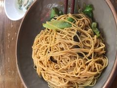 -哇蛙牛功夫面渝都料理(龙阳广场店)