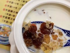 -广信牛奶甜品世家(台东店)