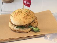 -必胜客(松雷店)