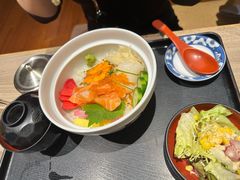 -小山日本料理(兴业太古汇店)