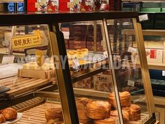 -昆明冠生园·蛋糕·面包(南强街店)
