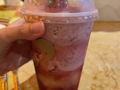 冰山杨梅桃-喜茶(上海兴业太古汇店)