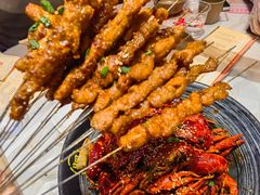 -肥肥虾庄·金牌油焖大虾(首义路店)