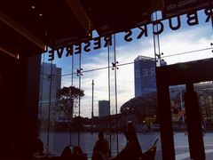 -星巴克臻选(上海合生汇1F店)