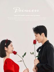 -雪中彩影婚纱摄影·微光艺术中心