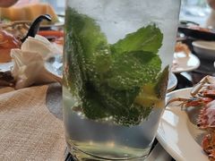 -东方红海鲜百汇(国际大厦店)