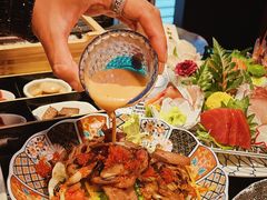-铭牛烧肉·和牛海鲜自助(高新月牙湖店)